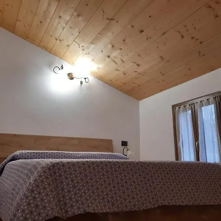 בית נופש Casa Ylenia *
